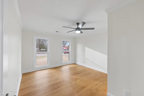 $389,000 | 262 West University Parkway, Jackson, TN 38305