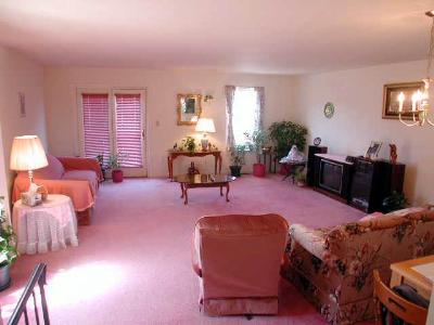 311 Ridgeview Drive Alburtis, PA 18011 - Photo 4 of 5 Gallery Image 4