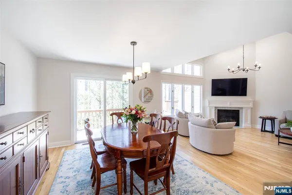 $1,075,000 | 111 Lakeview Drive, Old Tappan, NJ 07675