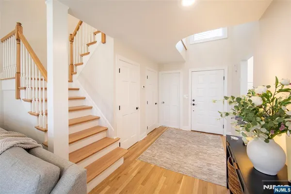 $1,075,000 | 111 Lakeview Drive, Old Tappan, NJ 07675