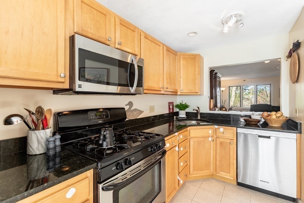 20 Deer Path, Unit 3 Maynard, MA 01754 - Photo 7 of 22 Gallery Image 7