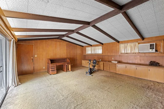 $250,000 | 323 Harbert Street, Columbus, TX 78934