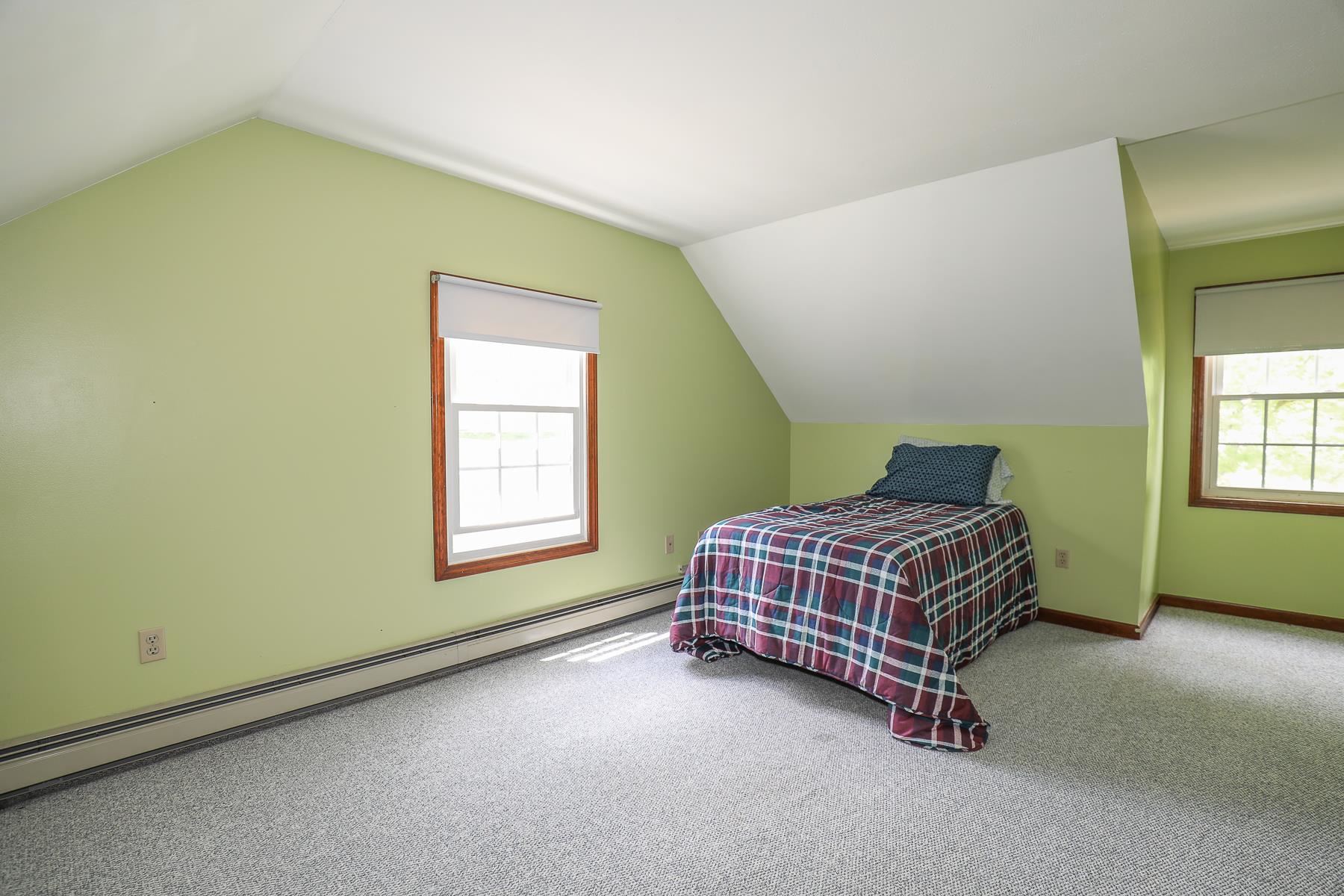 766 Fremont Road Chester, NH 03036 - Photo 18 of 25