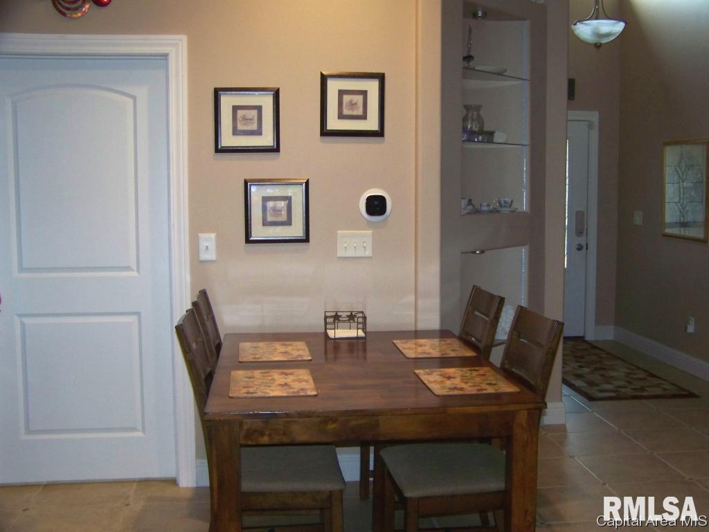 4100 Highbury Drive Springfield, IL 62711 - Photo 8 of 18 Gallery Image 8