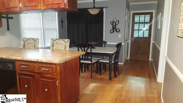 129 Cannon Lane Easley, SC 29640 - Photo 8 of 28 Gallery Image 8