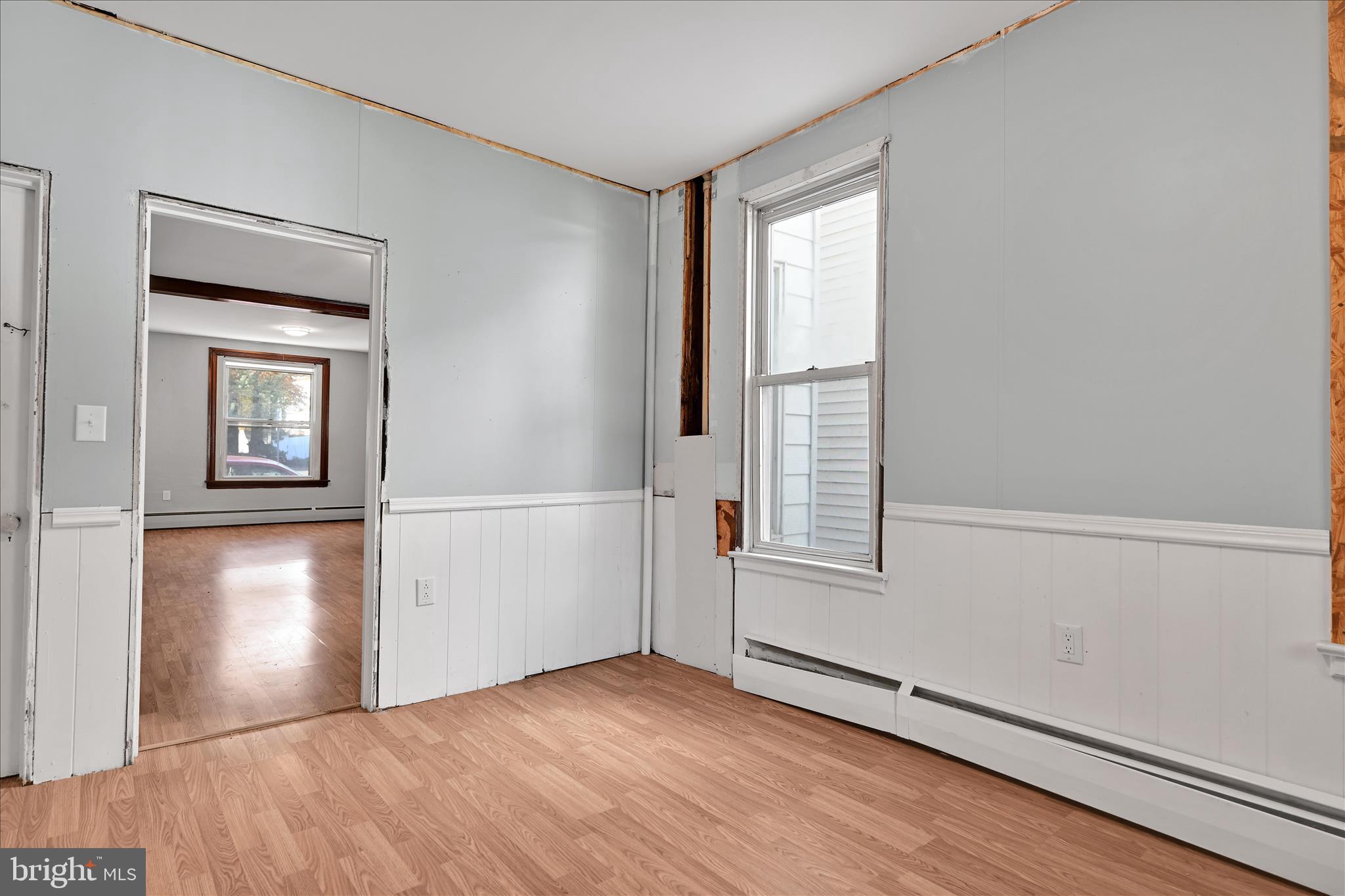 61 Mifflin Street Pine Grove, PA 17963 - Photo 14 of 31 an empty room with windows and closet