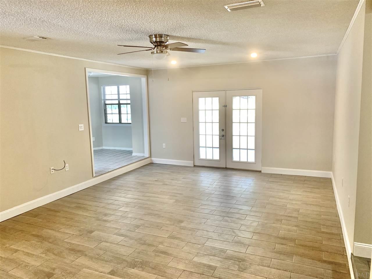 6563 Warren Road Milton, FL 32583 - Photo 18 of 35 Gallery Image 18