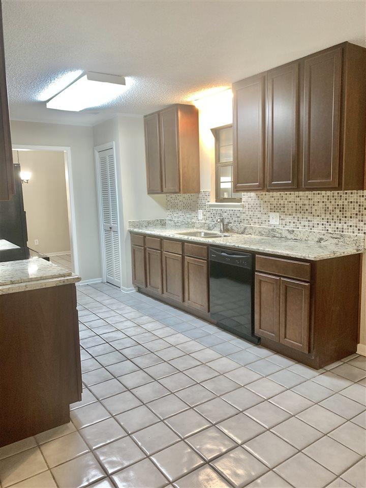 6563 Warren Road Milton, FL 32583 - Photo 20 of 35 Gallery Image 20
