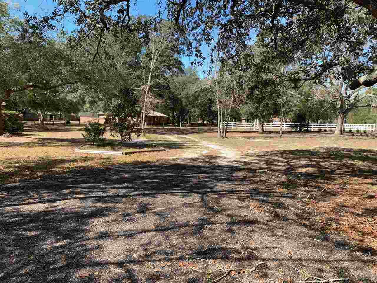 6563 Warren Road Milton, FL 32583 - Photo 4 of 35 Gallery Image 4