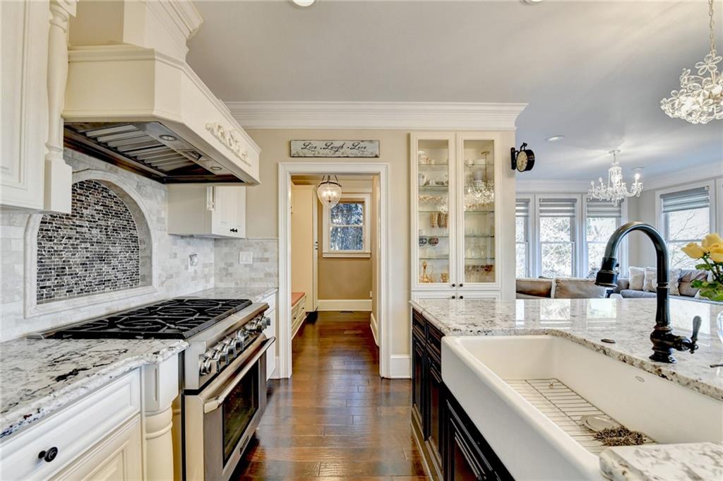 8360 Kenningston Way Duluth, GA 30097 - Photo 33 of 94