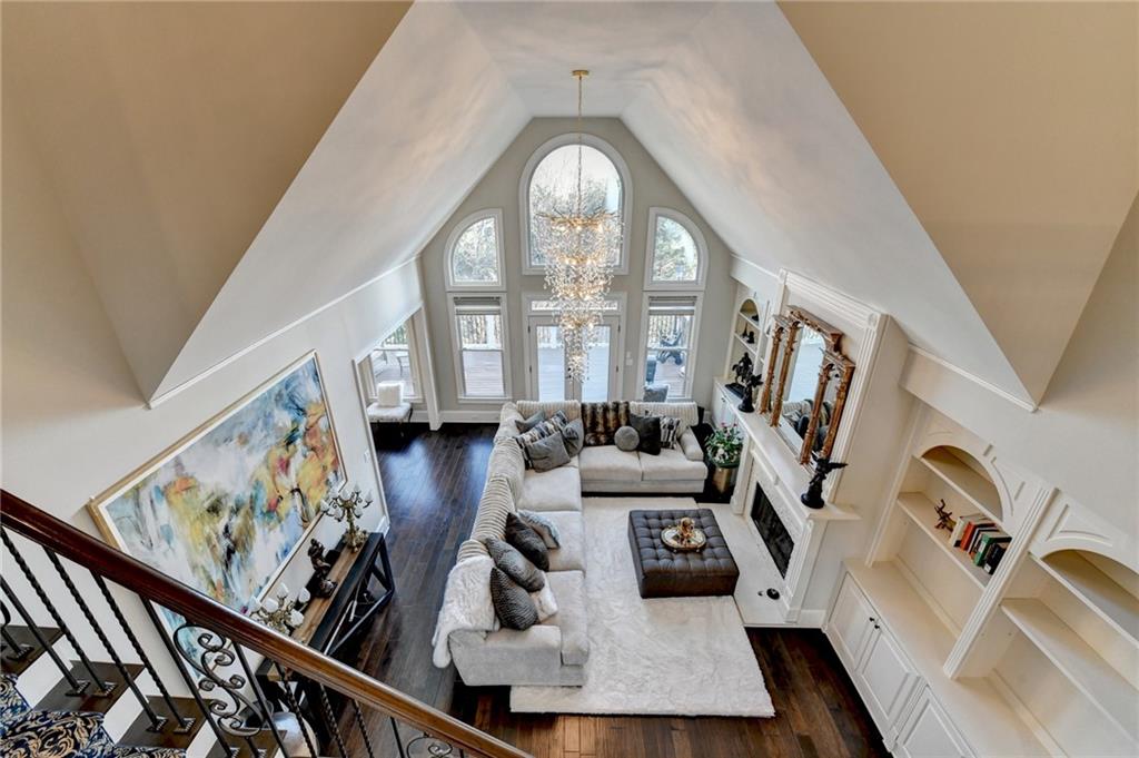 8360 Kenningston Way Duluth, GA 30097 - Photo 4 of 94