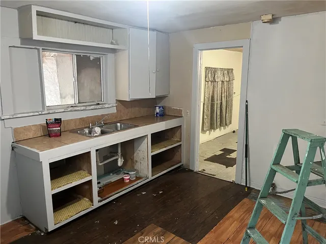 $875,000 | 4123 Chevy Chase Drive, Los Angeles, CA 90039