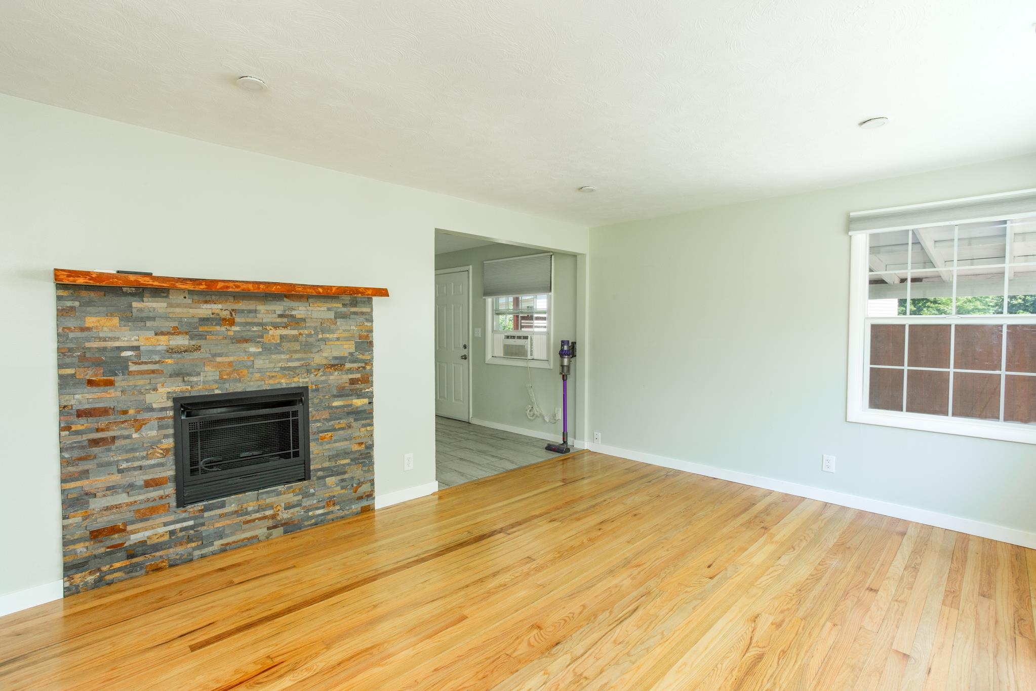 5709 North Cochran Street Spokane, WA 99205 - Photo 4 of 20