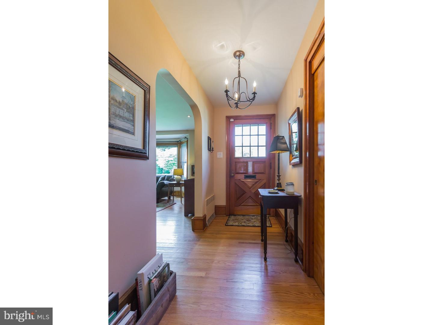 6 Carl Road Wilmington, DE 19803 - Photo 21 of 25 Foyer