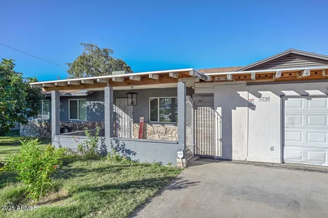 $370,500 | 17234 North 15th Avenue, Phoenix, AZ 85023