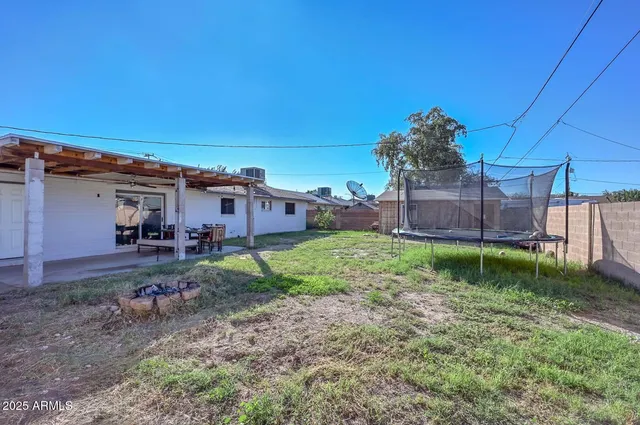 $370,500 | 17234 North 15th Avenue, Phoenix, AZ 85023