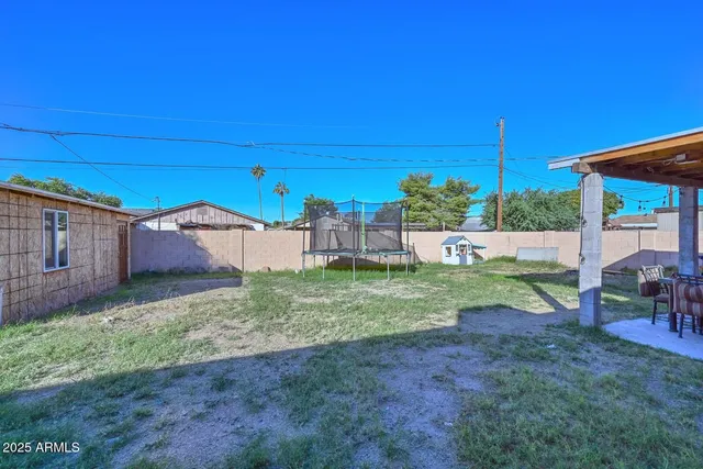 $370,500 | 17234 North 15th Avenue, Phoenix, AZ 85023