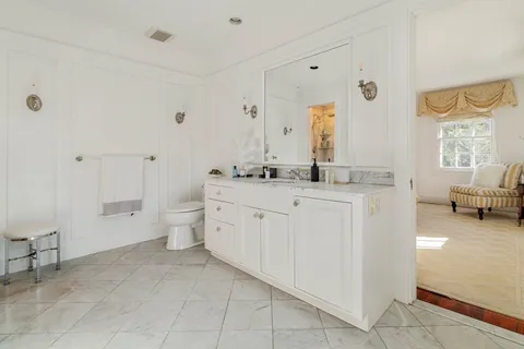 $3,099,000 | 10 Rangeley Road, Winchester, MA 01890