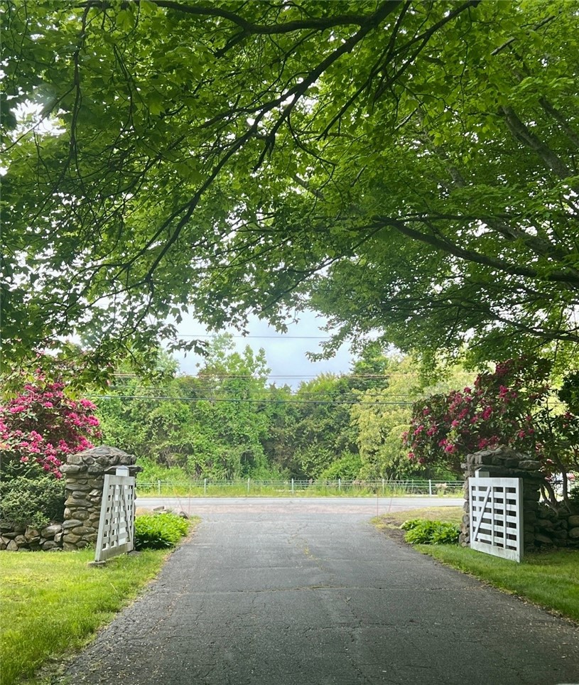 4458 Tower Hill Road South Kingstown, RI 02879 - Photo 2 of 10