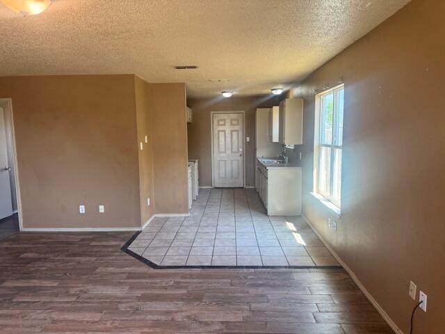 817 Ute Avenue Lubbock, TX 79403 - Photo 4 of 15 IMG_0086