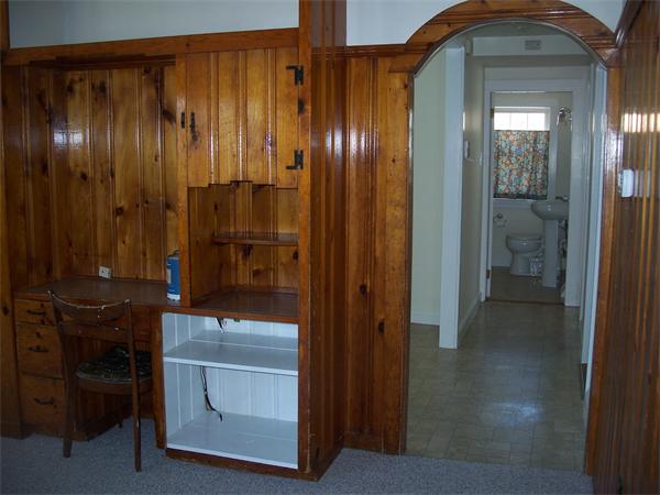 16 Howard Street Wareham, MA 02571 - Photo 6 of 12 Gallery Image 6
