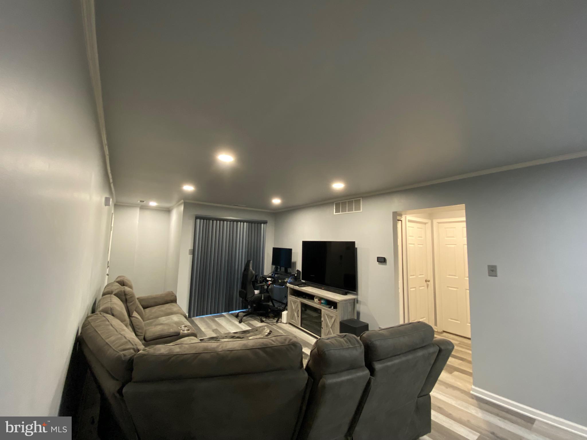 566 Willow Turn Mount Laurel, NJ 08054 - Photo 3 of 15