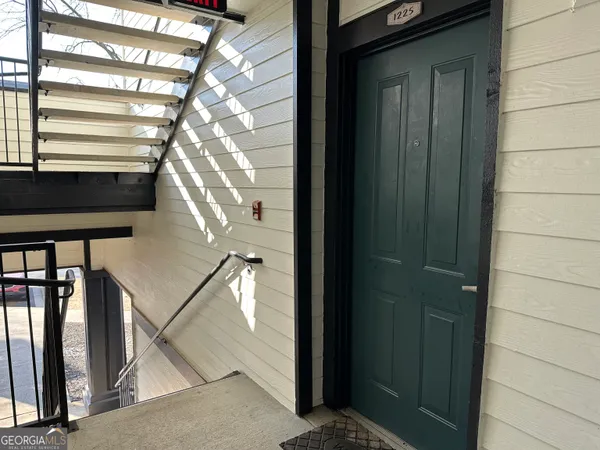 a view of entryway