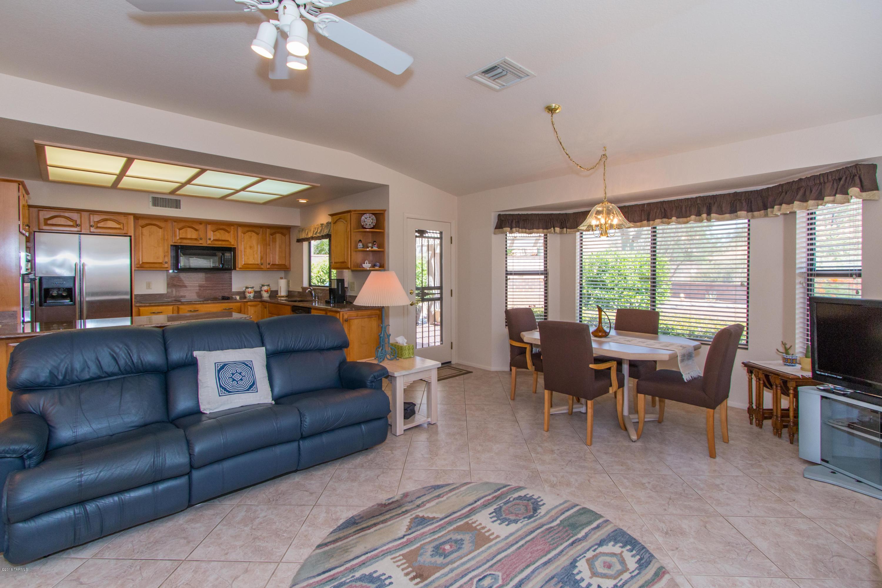 1151 East Sunset Ridge Place Tucson, AZ 85755 - Photo 13 of 33