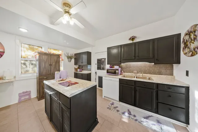 $169,900 | 827 Shelby Street, Vincennes, IN 47591