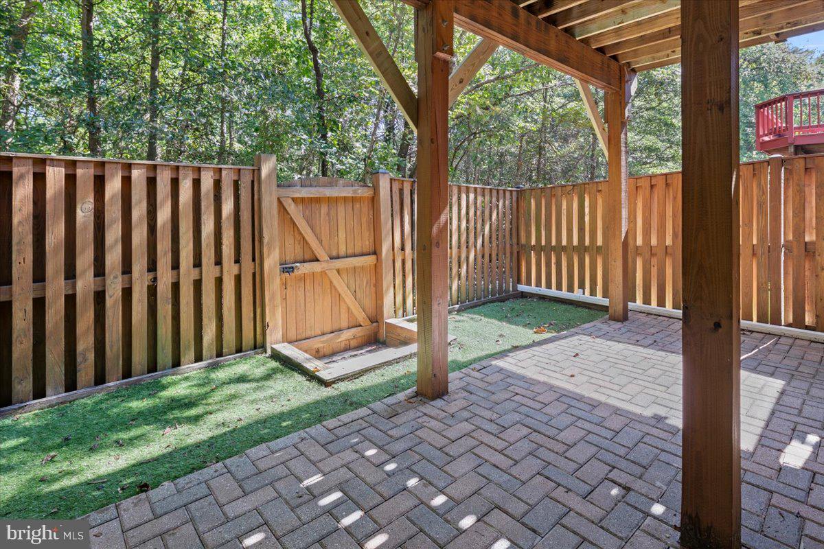 6347 Simmer Circle Springfield, VA 22150 - Photo 42 of 47 a view of backyard with green space