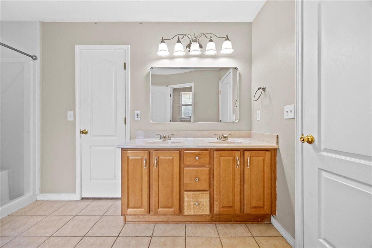 1764 Shellfish Drive Navarre, FL 32566 - Photo 20 of 40 Gallery Image 20