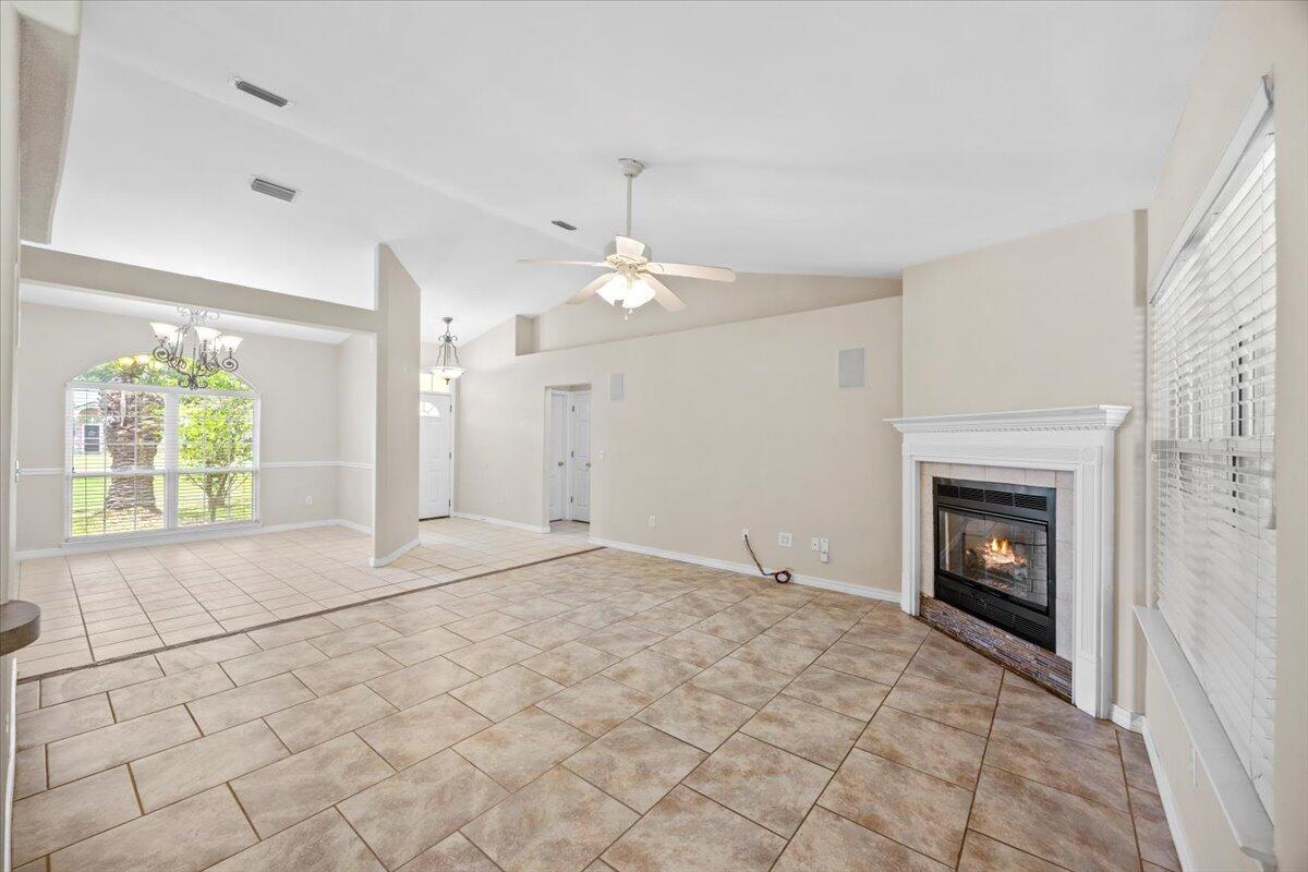 1764 Shellfish Drive Navarre, FL 32566 - Photo 4 of 40 Gallery Image 4