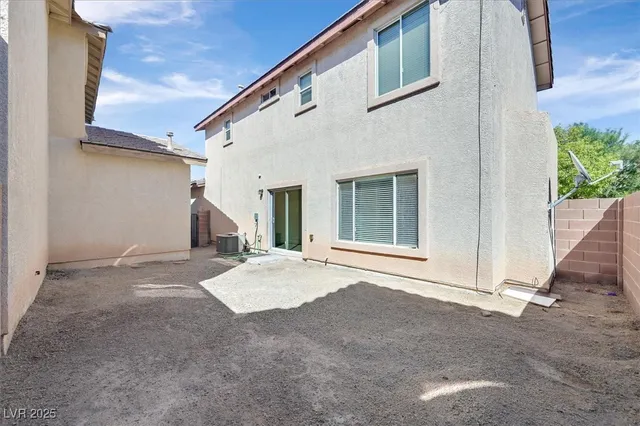 $1,800 | 1231 Appaloosa Hills Avenue, North Las Vegas, NV 89081
