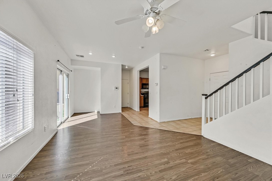 1231 Appaloosa Hills Avenue North Las Vegas, NV 89081 - Photo 4 of 26