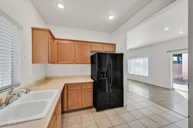 $1,800 | 1231 Appaloosa Hills Avenue, North Las Vegas, NV 89081