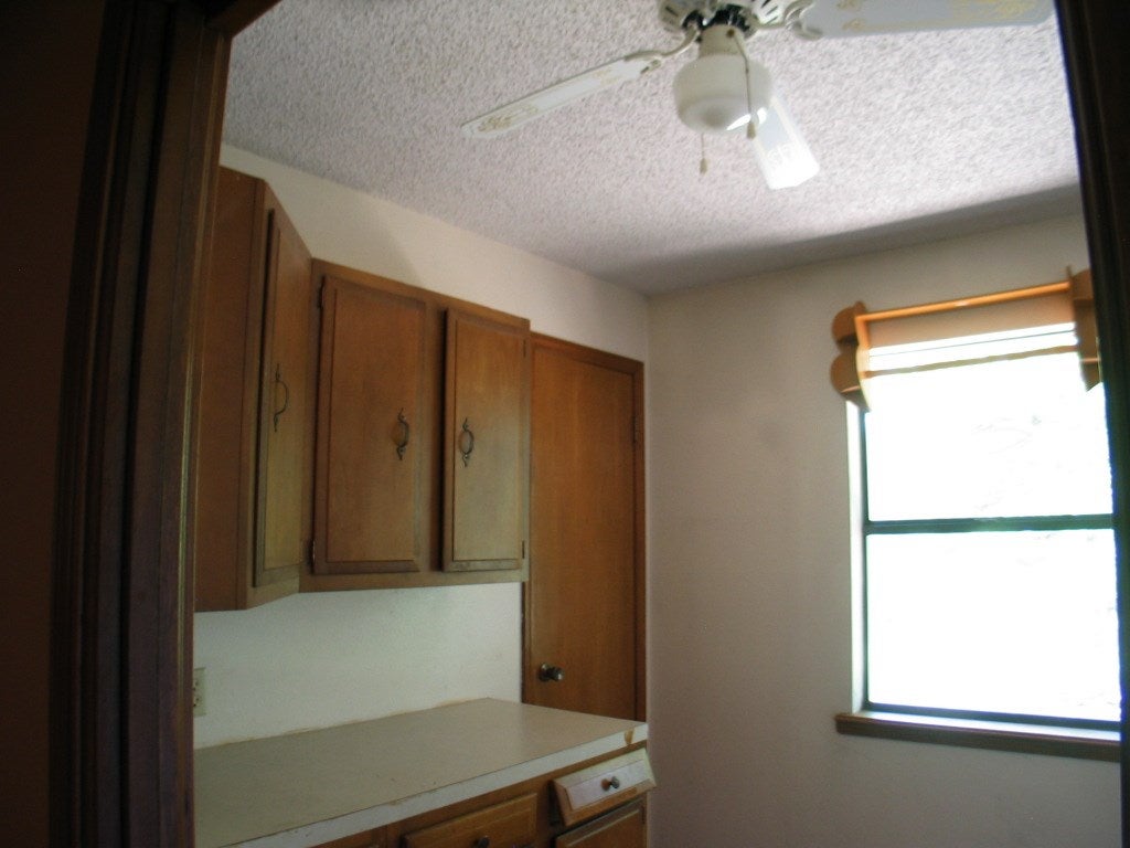 120 West Dunkin Road Cushing, OK 74023 - Photo 8 of 21 Gallery Image 8