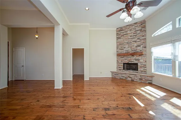 $2,150 | 93 Wick Willow Drive, Montgomery, TX 77356
