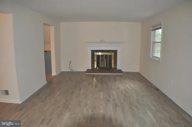 a bathroom with a sink and toilet