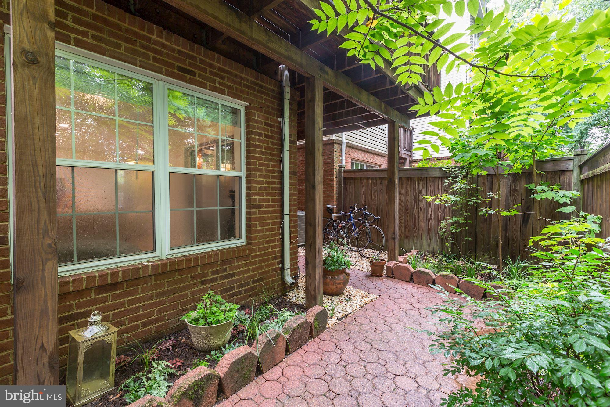 1205 Wild Hawthorn Way Reston, VA 20194 - Photo 50 of 53 Enjoy your private garden!