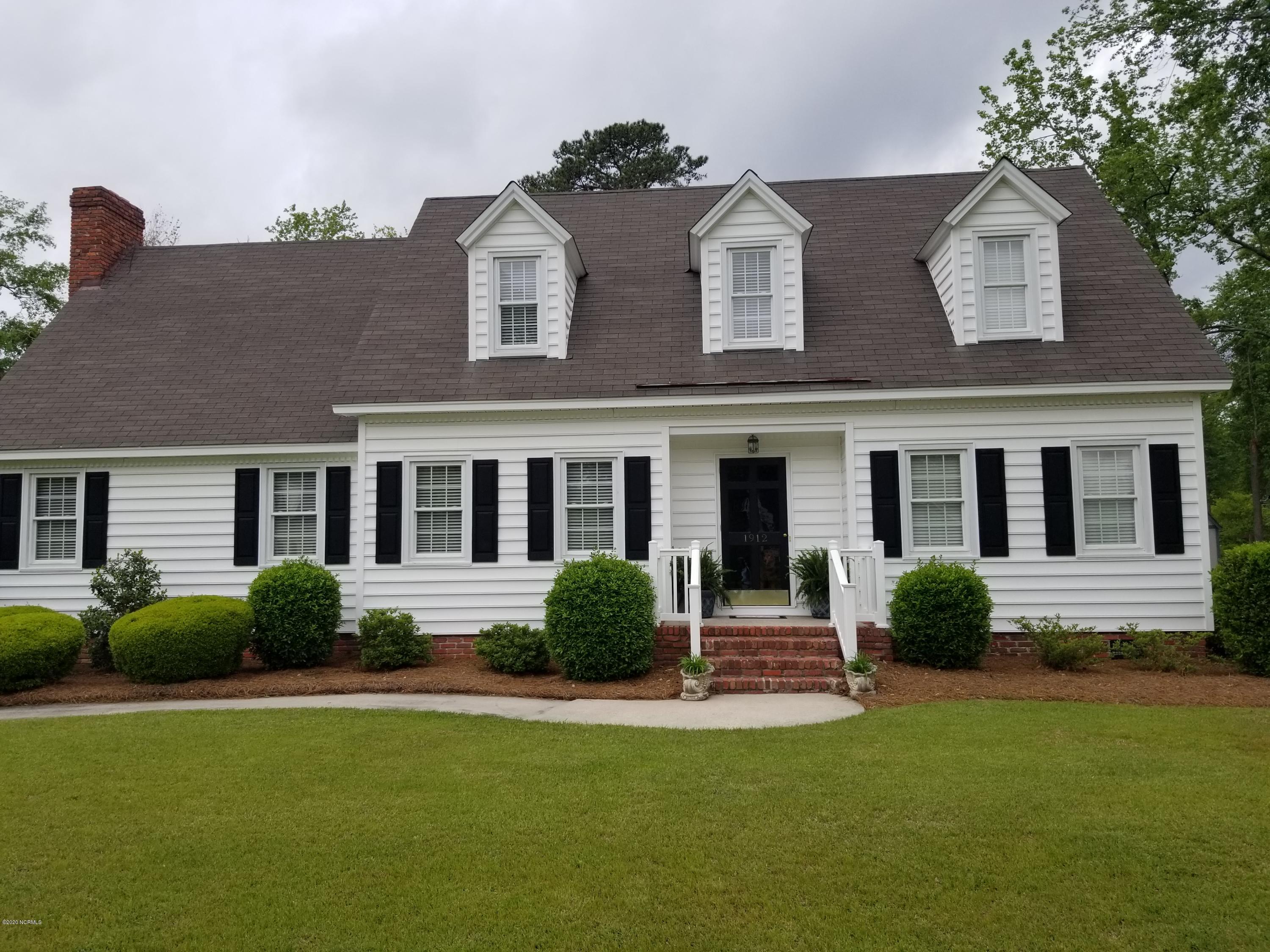 1912 Stanton Road Kinston, NC 28504 - Photo 1 of 10 MAIN