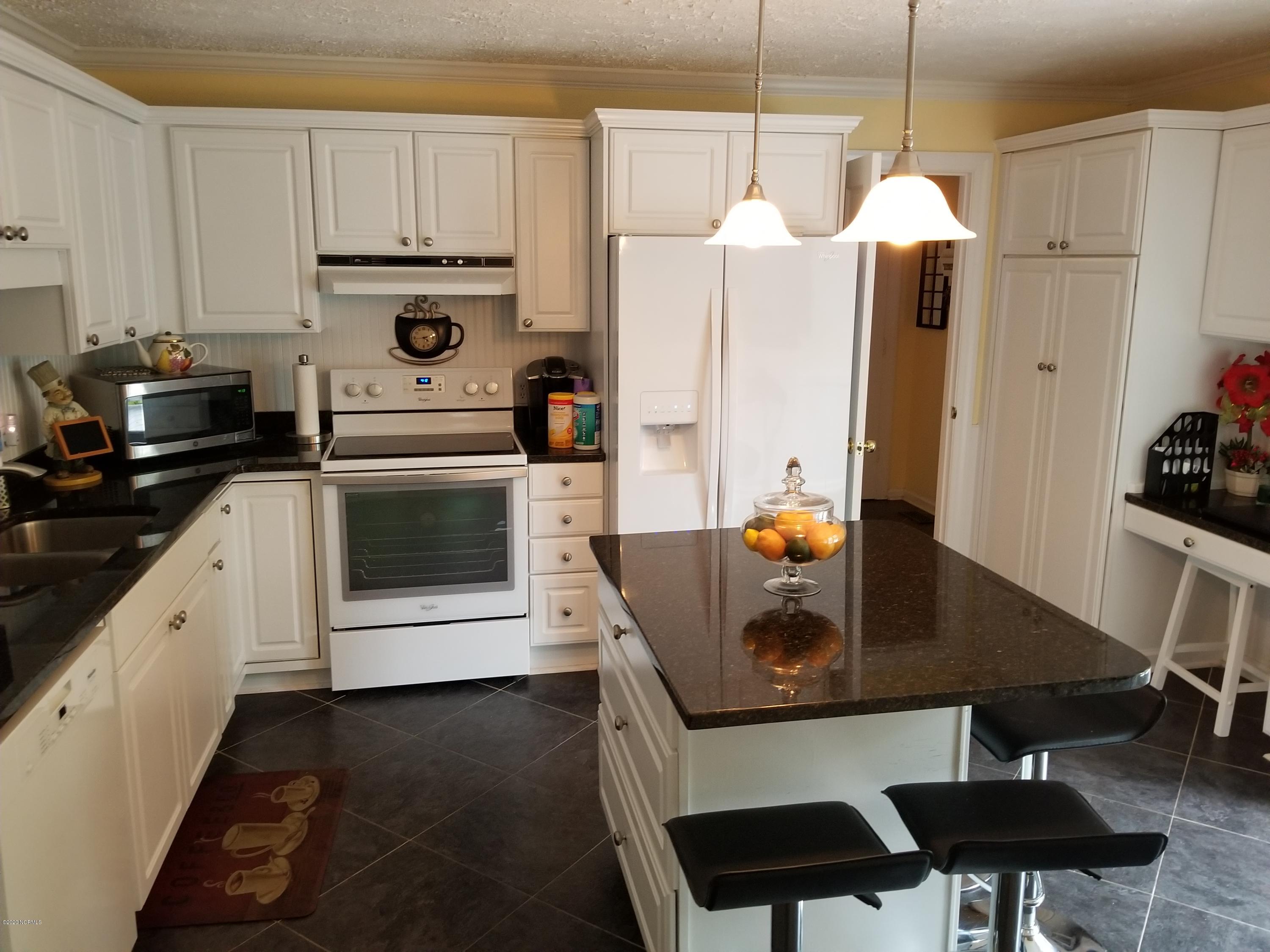 1912 Stanton Road Kinston, NC 28504 - Photo 4 of 10 20200419_161311