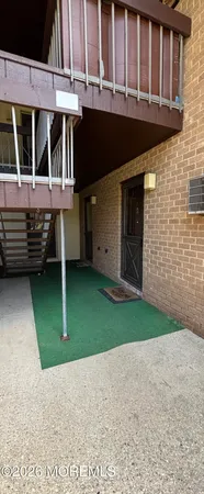 $269,000 | 18 Pine Cluster Circle, Unit D, Manalapan, NJ 07726
