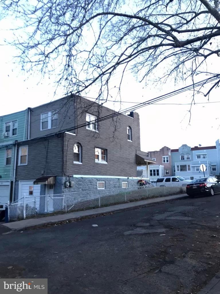 6961 Guilford Road Upper Darby, PA 19082 - Photo 13 of 33