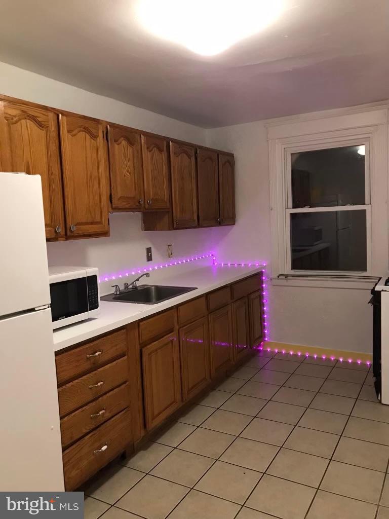 6961 Guilford Road Upper Darby, PA 19082 - Photo 9 of 33