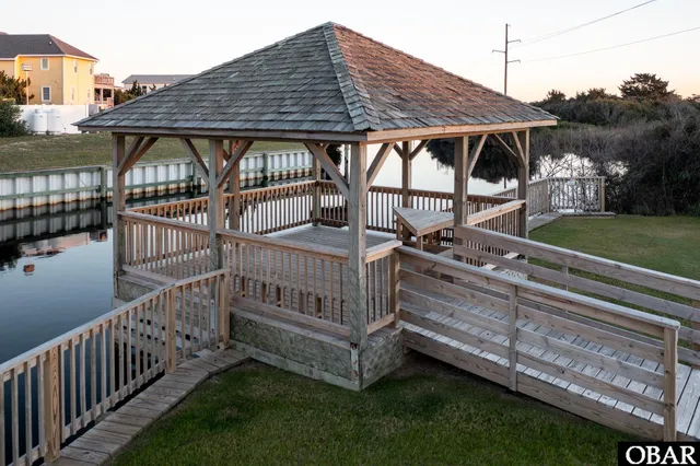 $1,359,000 | 8820 South Old Oregon Inlet Road, Nags Head, NC 27959