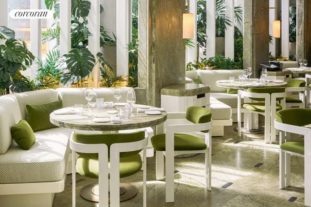 $1,715,000 | 100 East 53rd Street, Unit 14B | Midtown East