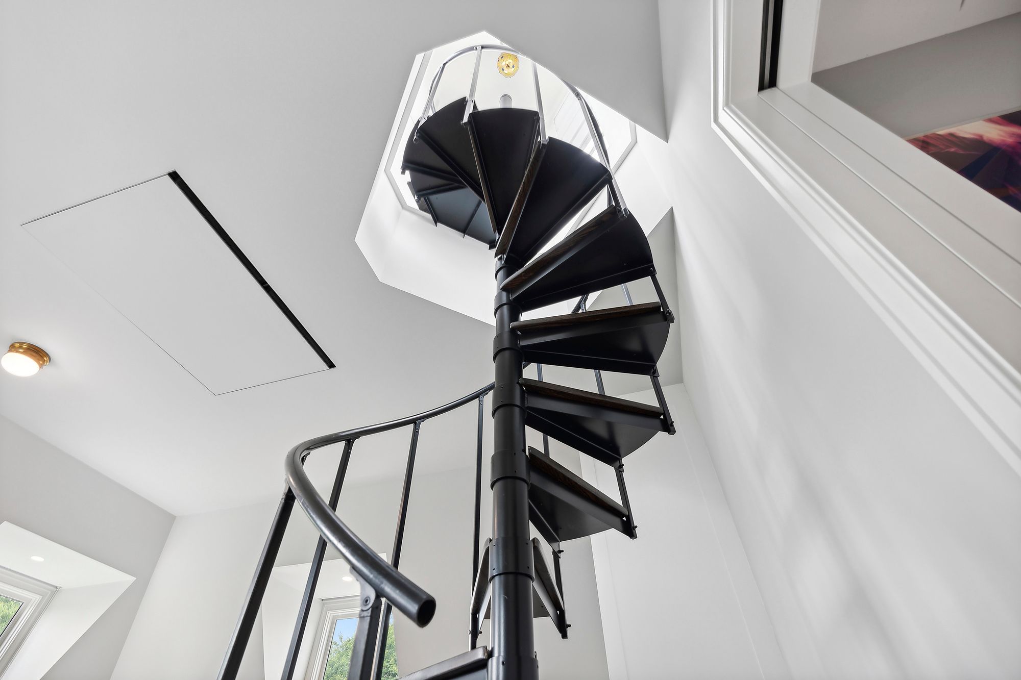 153 Egypt Lane East Hampton, NY 11937 - Photo 25 of 47 a view of entryway