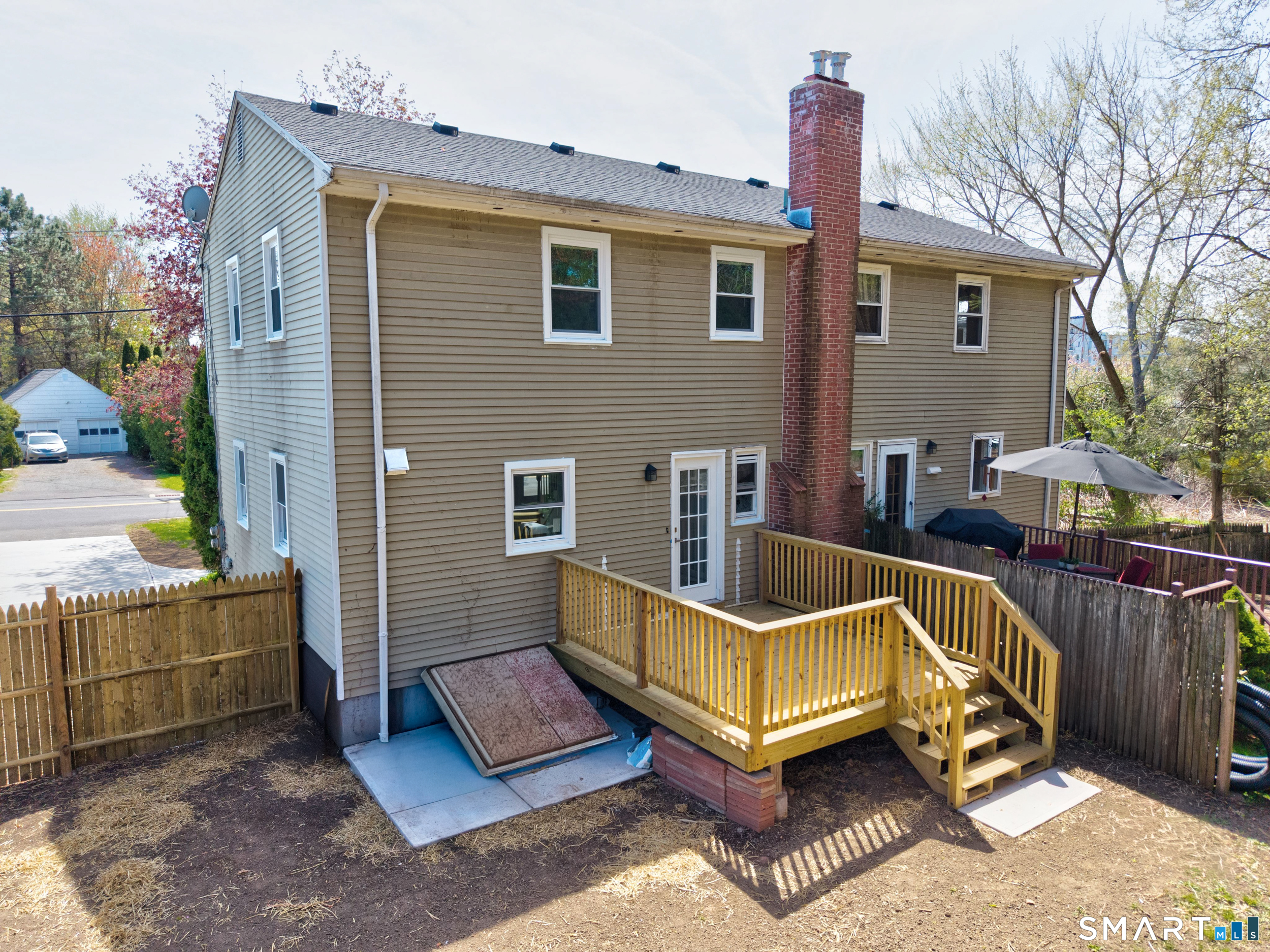 19-21 Mill Street Wethersfield, CT 06109 - Photo 4 of 40