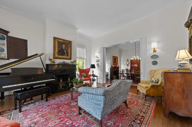 $849,000 | 626 West Main Street, Washington, NC 27889