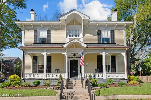 $849,000 | 626 West Main Street, Washington, NC 27889